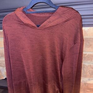 Nike Men's maroon Hoodie